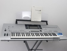 Yamaha Tyros 4 - 61 Tasten Workstation Keyboa...