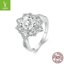 Silver Charm Super Flash Two Carat Moissand Diamond Ring Proposal Ring Noble Lux