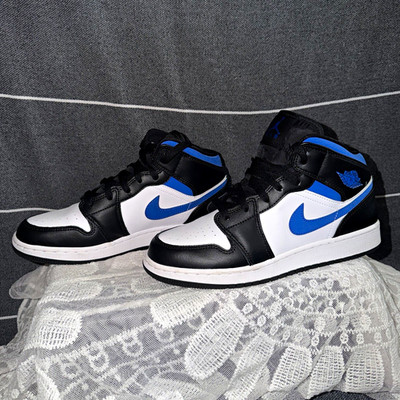 Nike Air Jordan 1 Mid Black/White/Blue Mid Top Boys Sneaker US 7Y 554725-140