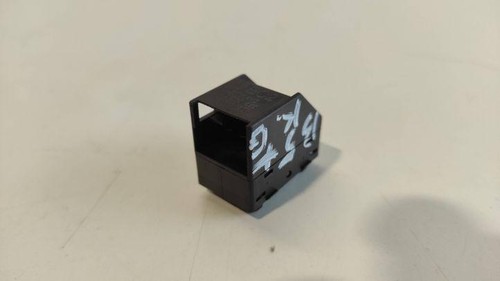 VW PASSAT B5 3B2 Schalter für Fensterheber hinten links 1J0959855 2.50 17888218