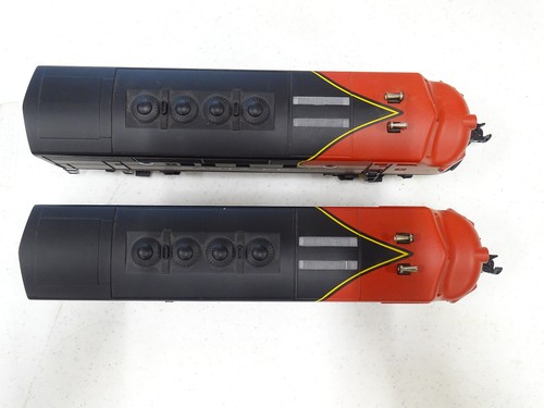 Williams Santa Fe 20196 F-3 A-A Powered Locomotive Set / FedEx FS - Picture 8 of 23