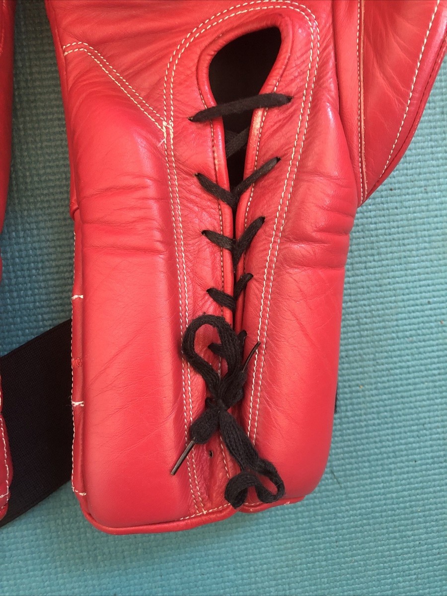 Cleto Reyes Training Gloves with Hook and Loop Closure - Red - 18