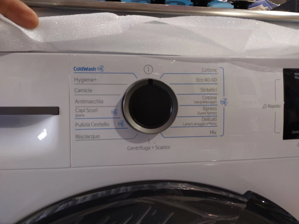 BEKO LAVATRICE C/FRONT 7KG 1200GIRI CE.A INVERTER VAPORE BMWU3721A - Immagine 2 di 4