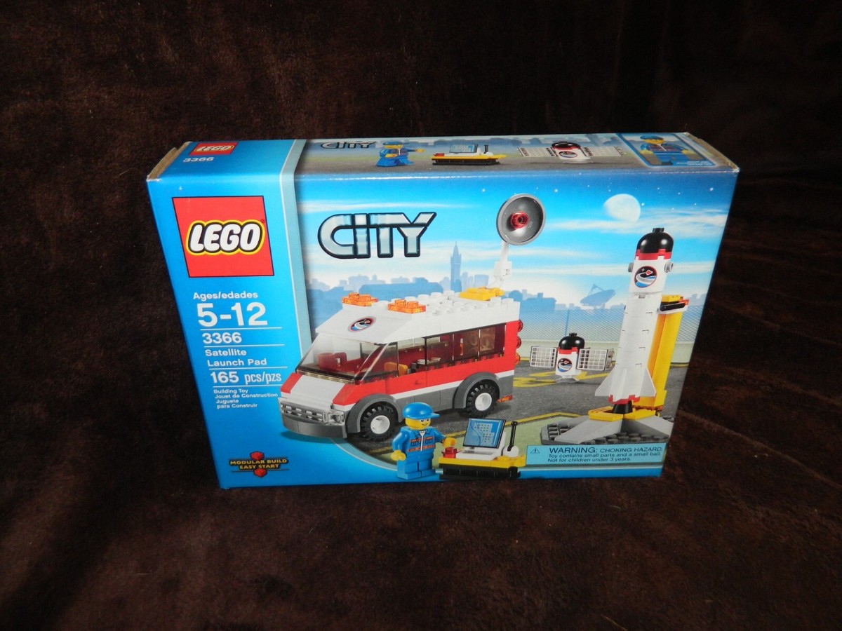 Lego City Satellite LEGO CITY: Satellite Service Mission (60224