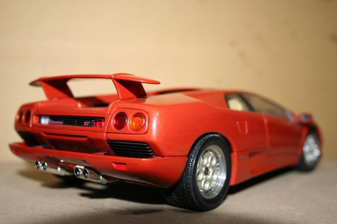 1/18 AUTOart Lamborghini Diablo VT Metallic Red Without Box