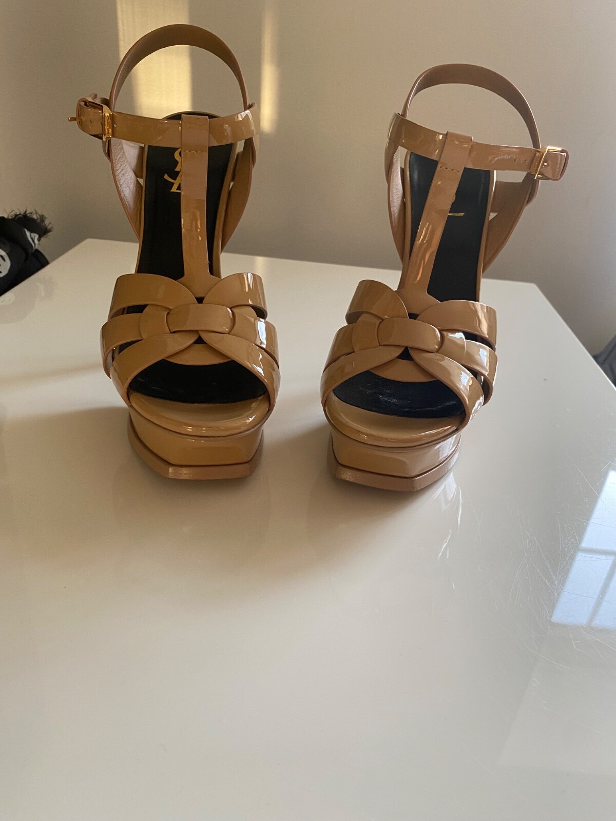 Sandalo donna Saint Laurent omaggio bellissimo plateau vernice pelle tacco 38