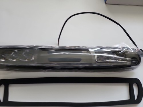 LED 3rd brake light DGX168 FITS 2007-2018 TOYOTA TUNDRA X - Picture 2 of 3