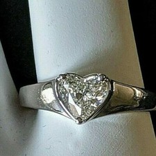 1.40Ct White Heart Cut CZ Solitaire Women Engagement Ring In 925 Sterling Silver