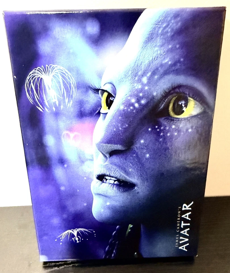James Cameron's Avatar Extended Collector's Edition 3-Disc DVD Set 2009 - Image 2 of 4