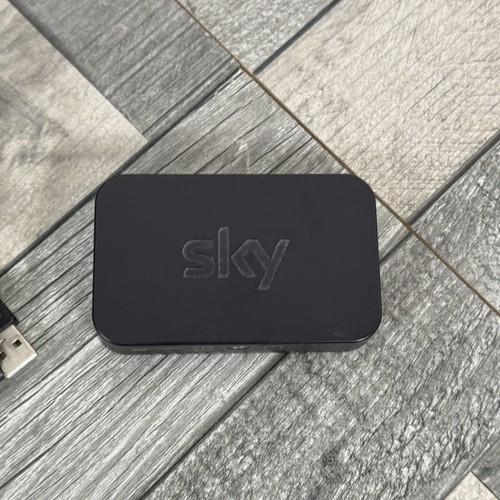 SD501 Sky Mini wireless WiFi connector-anytime TV on demand Sky Q USB Wi-Fi - Picture 2 of 8