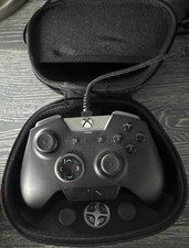 Razer Wolverine Ultimate Wired Gaming Control...