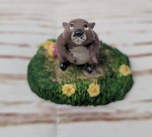 Disney Tiny Kingdom Winnie the Pooh Gopher Figurine Easter Spring Theme ...
