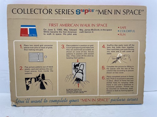 Snapics Collector Series #211 Men In Space, Very RARE, Tupperware, NOS - Picture 3 of 3
