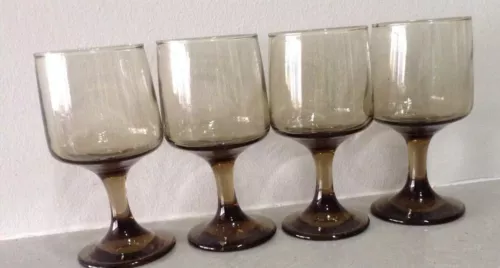 Set Of 4 Libbey Tawny Accent Smoke Brown 6 OZ Wine Stemmed Glasses 1970s
