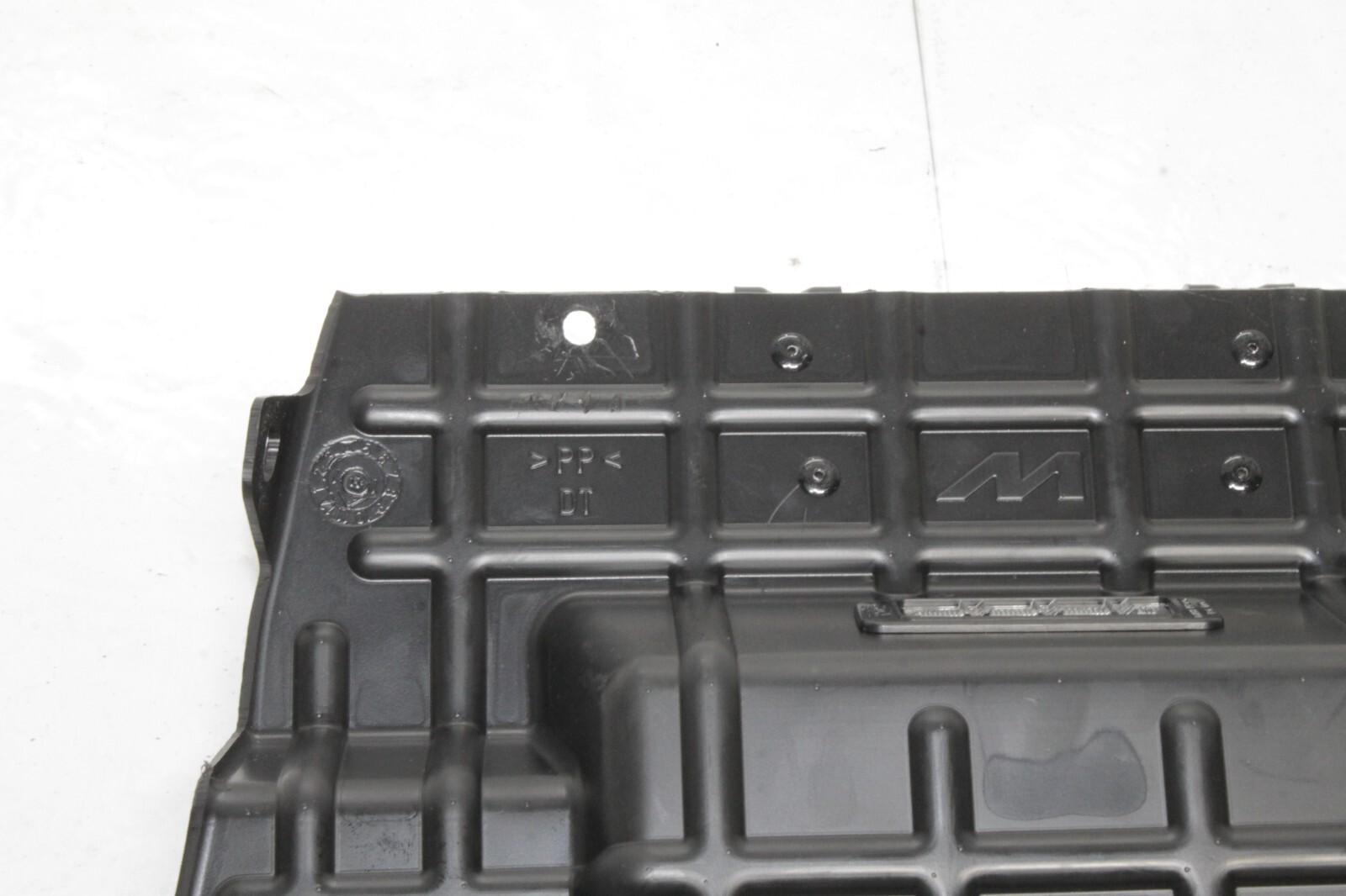 12-14 MCLAREN MP4-12C 12C 570 650 OEM RH RIGHT UNDER DASH TRIM W LIGHT 11N2640CP