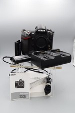 Nikon D3 12.1MP Digital SLR Camera Body shutter count 96694