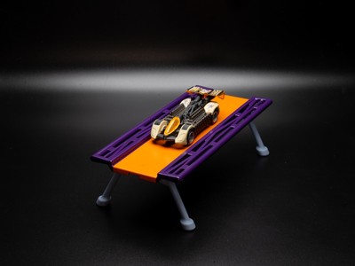 Hot Wheels Highway 35 Custom Track World Race Long Display - Painted