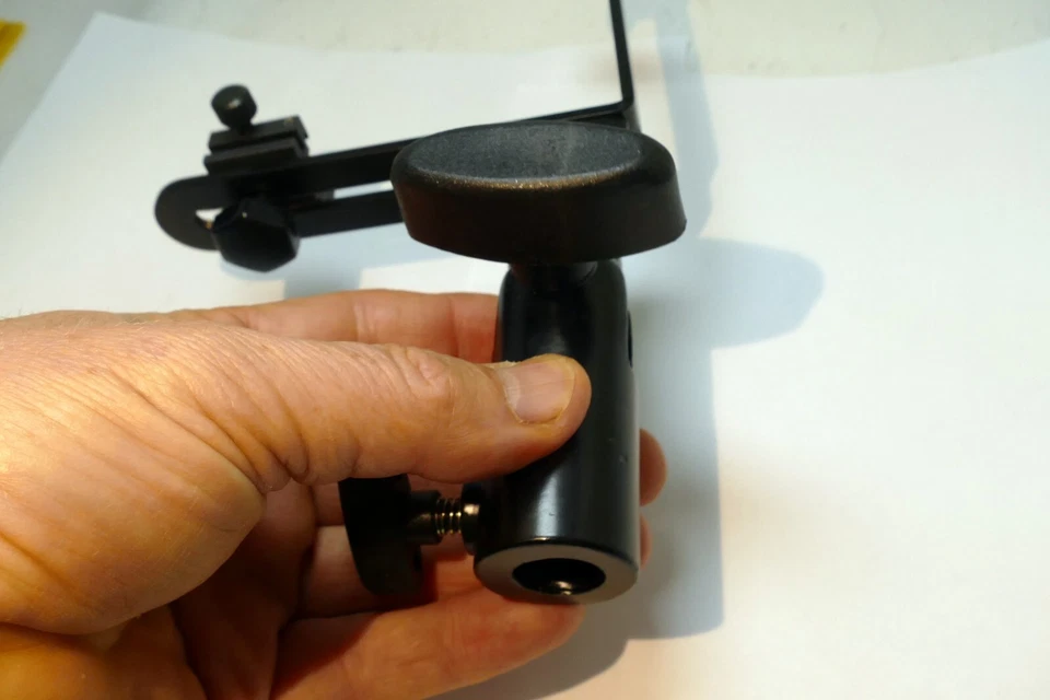 Flash tripod holder for umbrella bracket rail multi-flash - Image 3 of 4