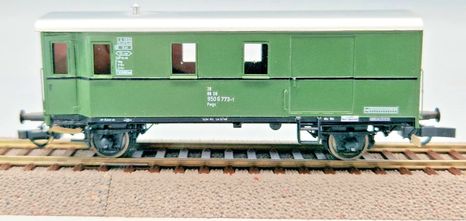 Weinert 4100 HO Gz.-Begleitwagen Pwgs - Messing Federpuffern - fertig gebaut DC - Bild 4 von 4