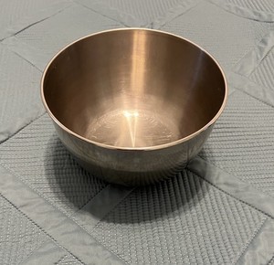 Stainless Steel Mixing Bowl 2 1/2 Q 8.25” X 4.75”