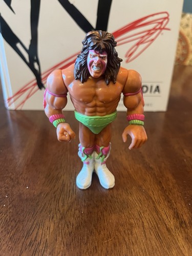 WWE WWF Hasbro Ultimate Warrior Series 1 Action Fi...