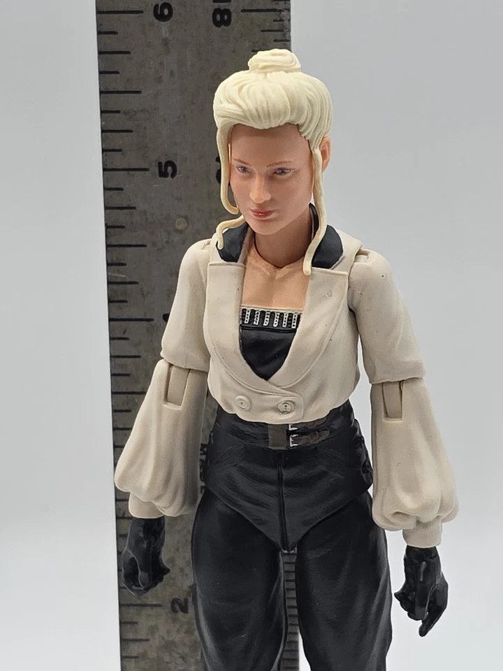 DR. ELSA SCHNEIDER INDIANA JONES LAST CRUSADE 2008 HASBRO LOOSE ACTION FIGURE - Image 3 of 4