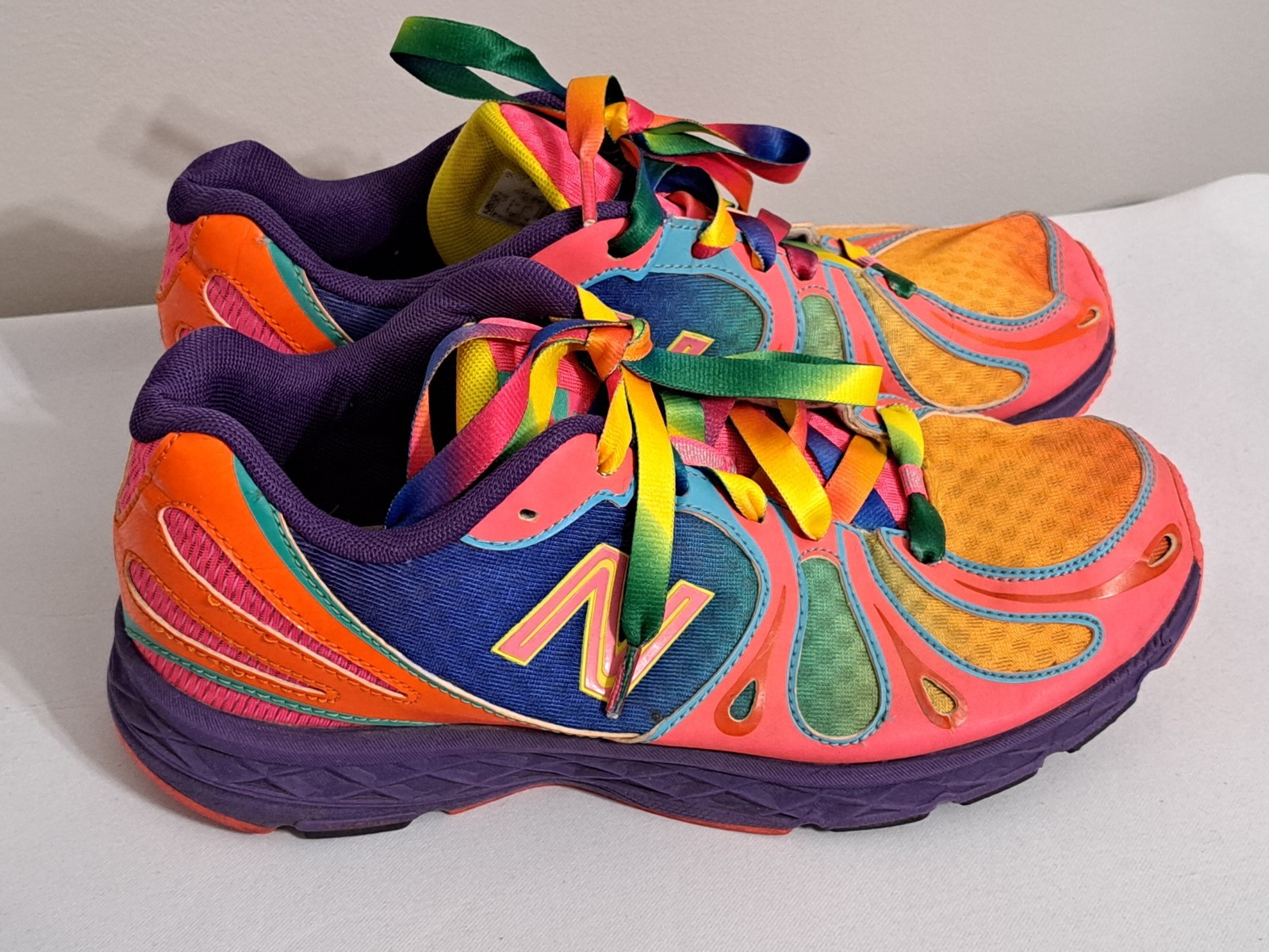 New Balance Running Shoes 890 V3 Big Girls Size 7 Rainbow Multicolor Tie Dye New Balance Running Shoes 890 V3 Big Girls Size 7 Rainbow Multicolor Tie Dye