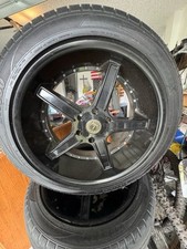 Black 22 Rims And Tires 6 Bolts Came Off A Chevrolet Silverado 2015.