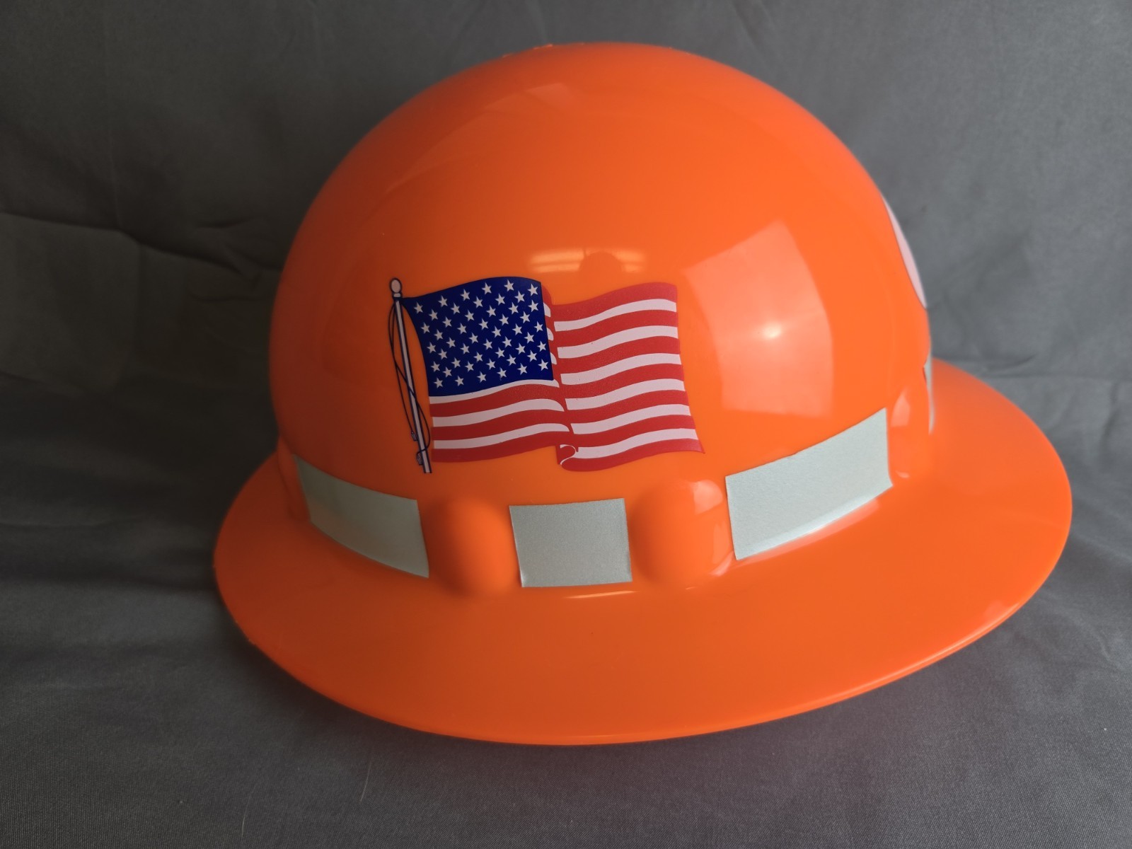 Honeywell Fibre Metal Hard Hat Type Model 3-R Size 6 3/4-8