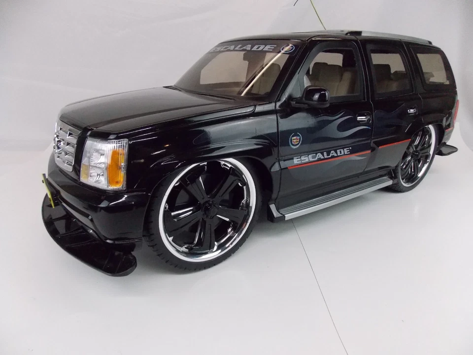 Nuevo Brillante Cadillac Escalade Coche RC Escalade Escala 1/6 Negro Spinners SIN PROBAR con Batería Foto 3 de 4