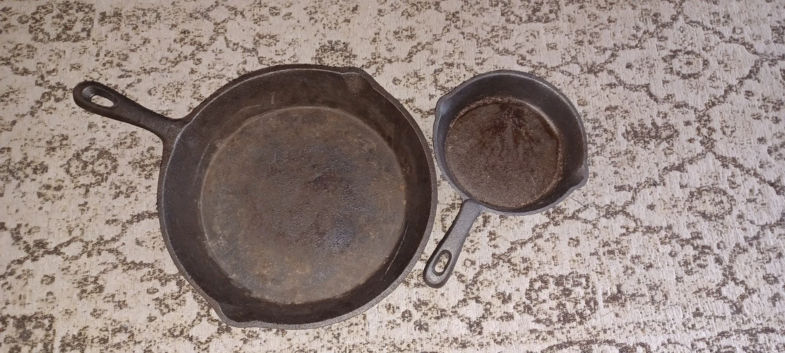 cast iron skillets