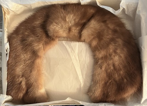 Ann's Casuals Brown Fur Collar, Women's Classic Casual Fur Material