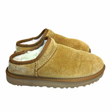 UGG Classic Women Slip-On Suede Lined Beige Slippers US 6
