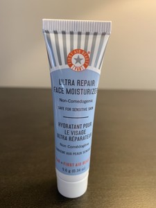 fab ultra repair face moisturizer