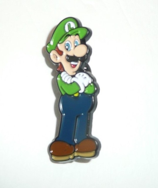 Luigi Super Mario Brothers Official Collector PIN Nintendo NES