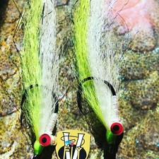 2 V Fly Size 5/0 Ultimate RV Giant Trevally Predator Bait Fish Saltwater Flies