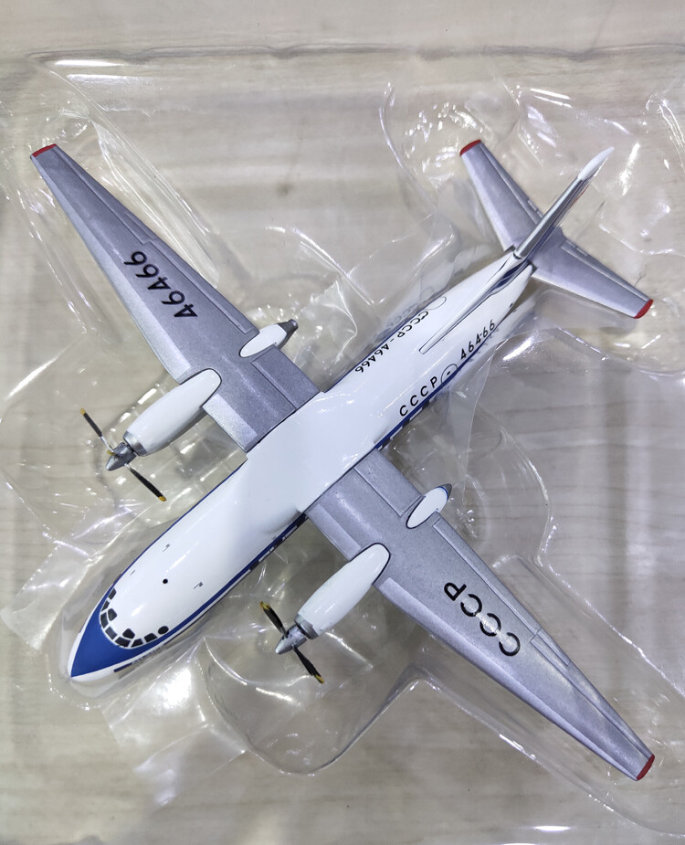 ヘルパウイングス 1/200 アエロフロート　Tu-154 An-24 ヘルパウイングス 1/200 アエロフロート Tu-154 An-24 - メルカリ