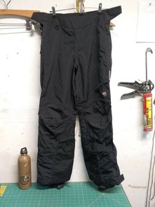 Mountain Hardwear conducto Pantalones de esquí de nieve para mujer Talla 4.  Excelente Estado Usado | eBay