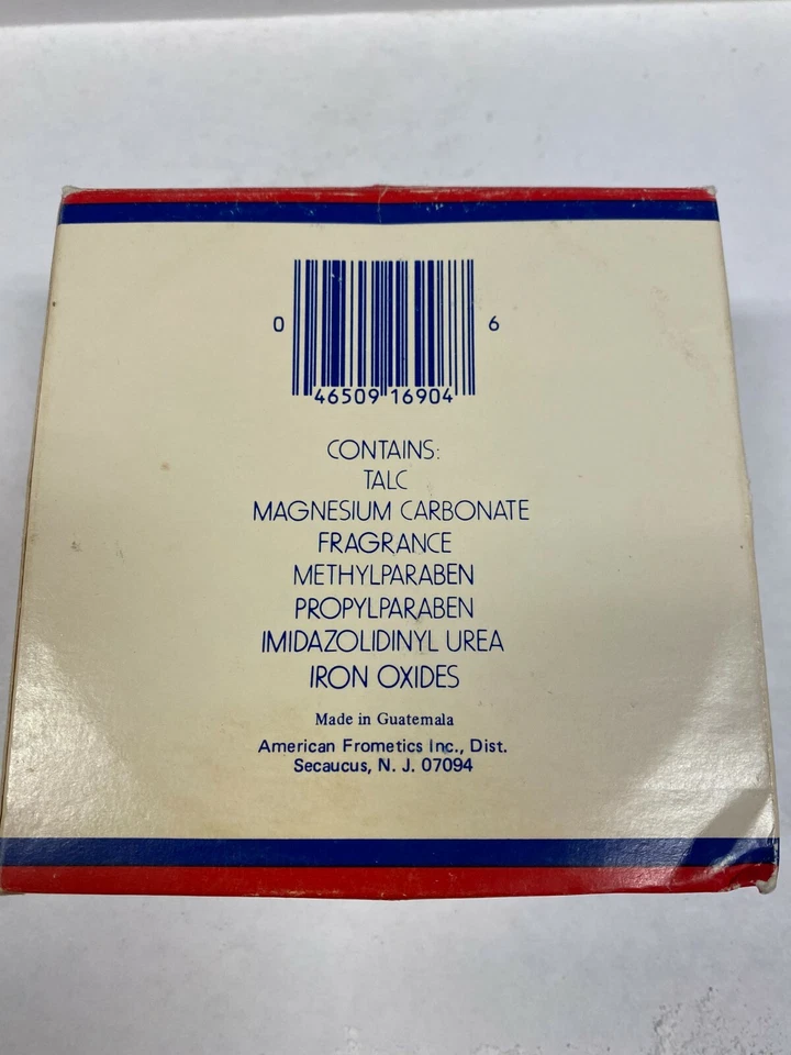 Blazer Polvo Corporal Polvo Polvo por Helena Rubinstein (4 oz) Foto 2 de 4