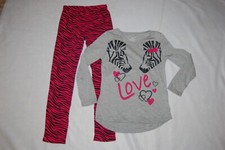 Girls Outfit GRAY L/S KNIT SHIRT Glitter LOVE Pink Zebra Print Leggings XS 4-5