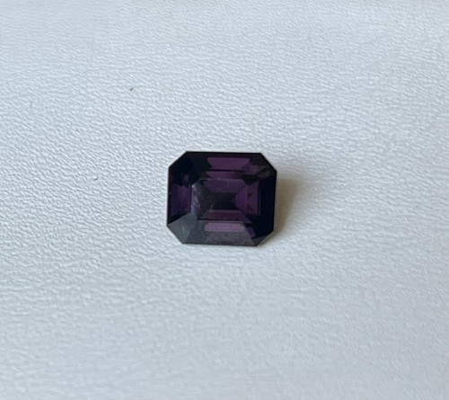 Natural 100% VVS 1.76 ct 7.1x6.1x4.7 mm.Sguare cut purple Spinel MOGOK Gemstone