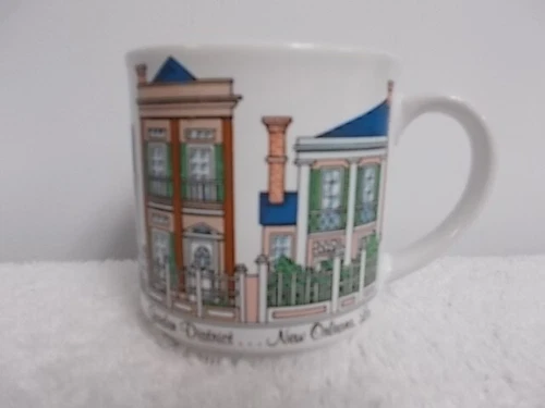 Vintage 1982 DH Holmes Garden District New Orleans Ceramic Coffee Tea Cup Mug