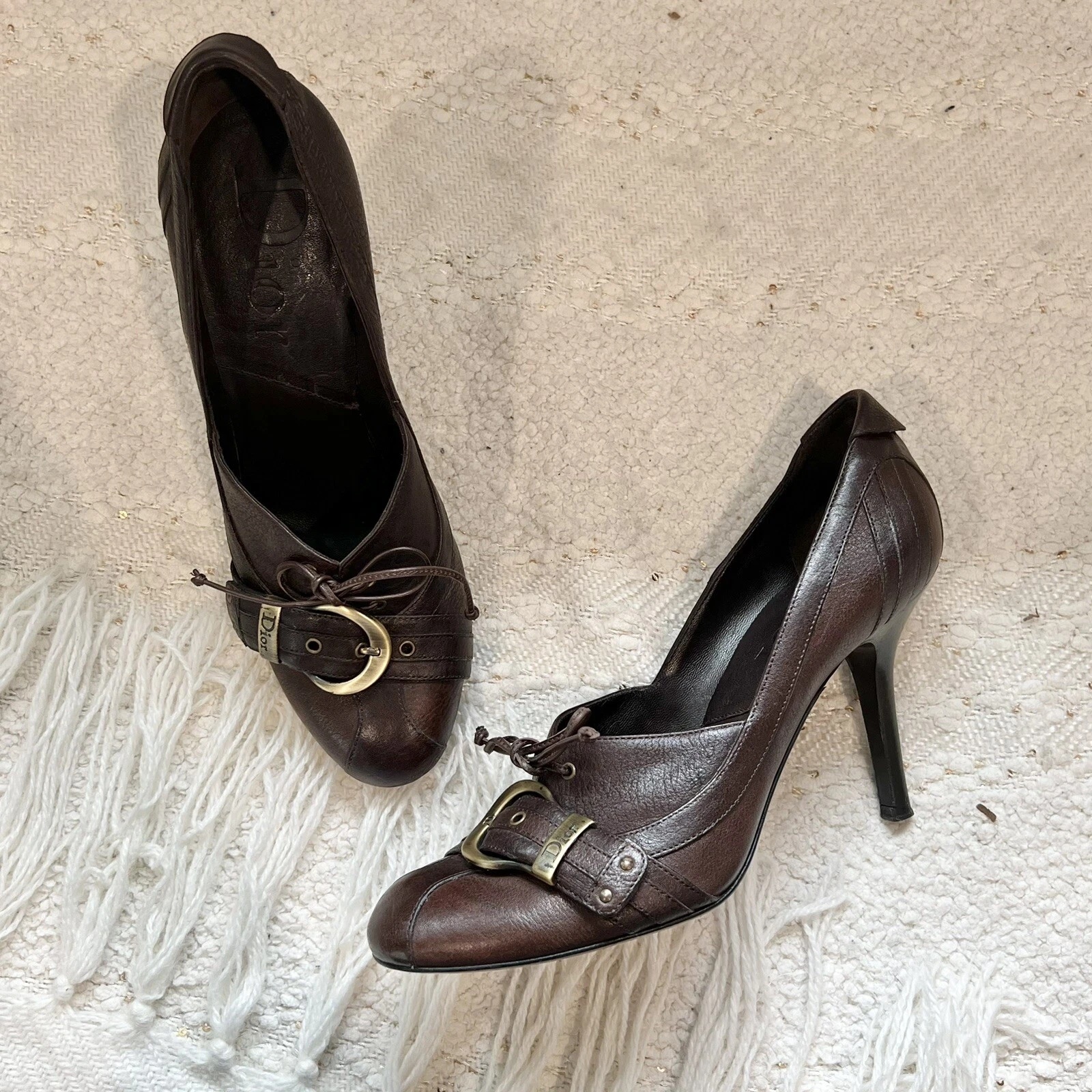 Talons DIOR cuir marron nœud et boucle logo talons hauts chaussures habillées 7