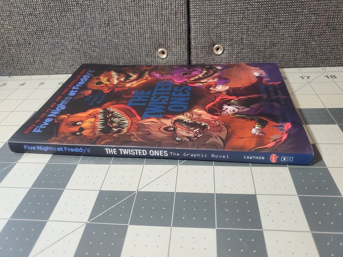 The Twisted Ones: Five Nights at Freddy's (Graphix Scholastic 2021