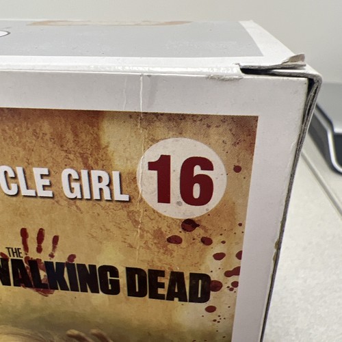 Funko Pop! #16 "BICYCLE GIRL" PX Exclusive 1000 Pieces The Walking Dead Hannah - Picture 6 of 9