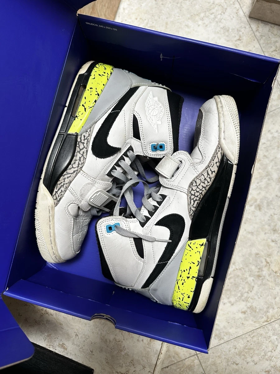 Preços baixos em Just Don x Jordan Legacy 312 Billy Hoyle | eBay