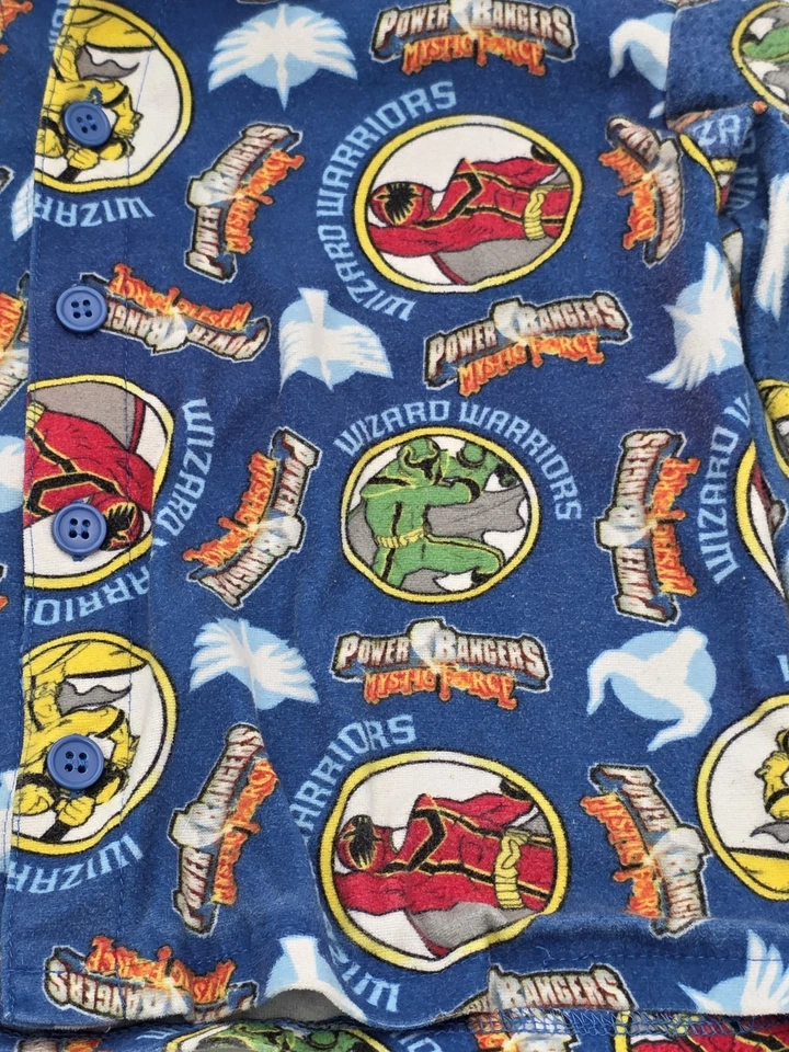 Camiseta pijama vintage años 2000 Power Rangers Mystic Force niños. Foto 3 de 4