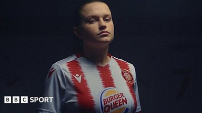 Seltene Burger King UK Werbetrikots   4 neue Unikate aus Werbekampagne / Sammler