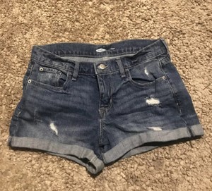 Old Navy Womens Boyfriend Distressed Blue Denim Cuffed Jean Shorts Sz 4