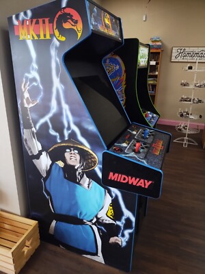 MORTAL KOMBAT II ARCADE MACHINE by MIDWAY 1993 (Excellent